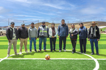 Jachaña inaugura campo deportivo de grass sintético para estudiantes y familias